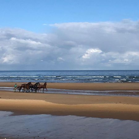 Maison Proche Omaha Beach Vue Imprenable Sur Haras Etreham Esterno foto